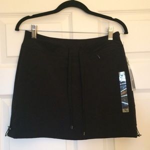 NWT Skort size Small